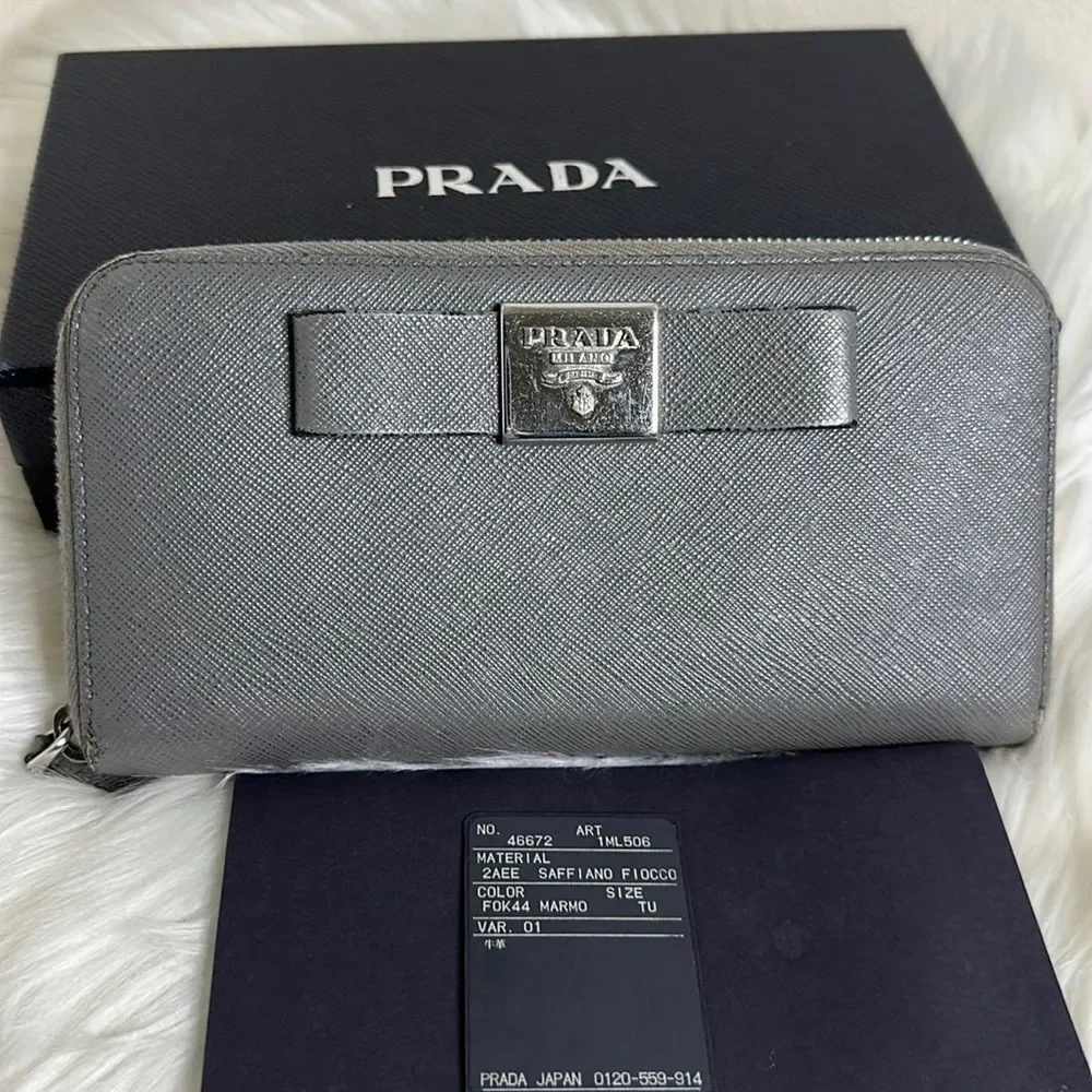 💯Authentic Prada Safiano Zipped Around Long Wallet 🍀